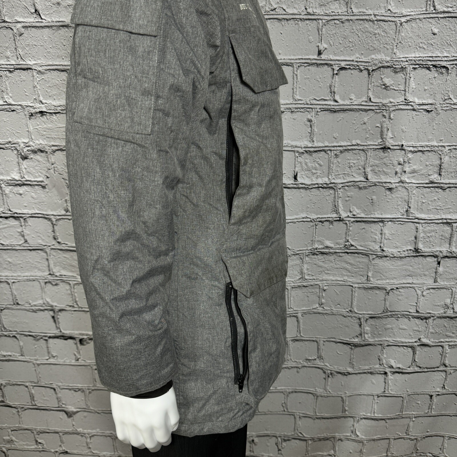 NFL Superbowl XLVIII Mens NJ/NY Jacket Coat Parka Seahawks vs Broncos Medium thumbnail 11