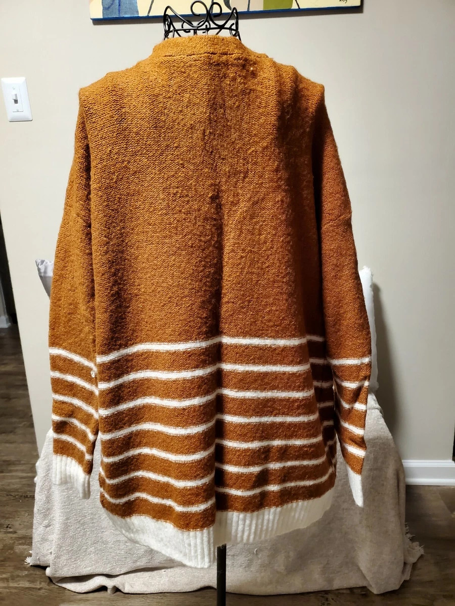 Signature top studio cardigan