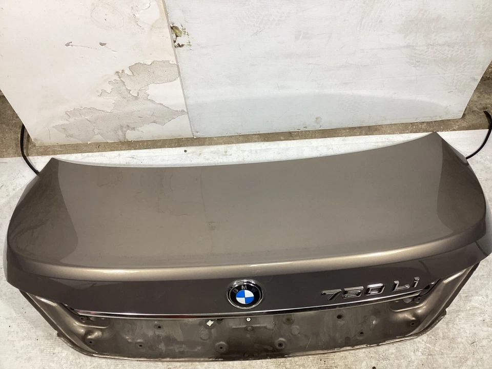 BMW 750i 750li E65 E66 2006-2008 maletero trasero tapa carcasa panel OEM. Foto 3 de 4
