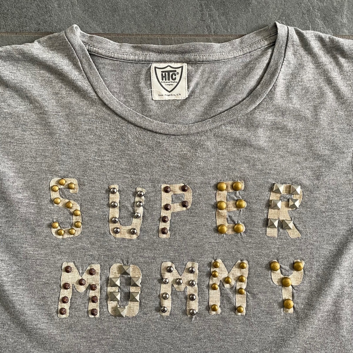 HTC Los Angeles gray cotton studded t-shirt Super Mommy print size
