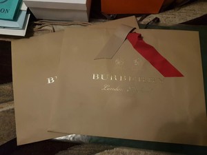 burberry gift bag