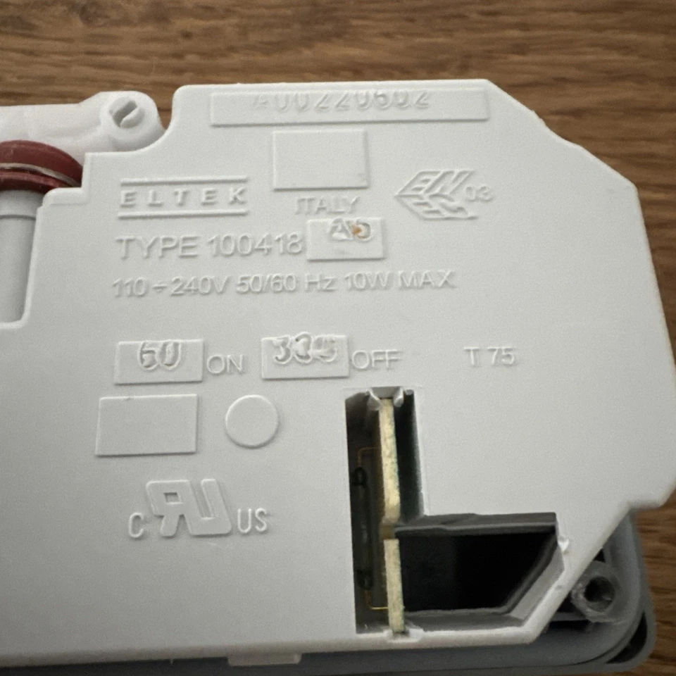 Eltek  Dosiereinheit für Spülmaschinen, Type 100418 - Bild 4 von 4
