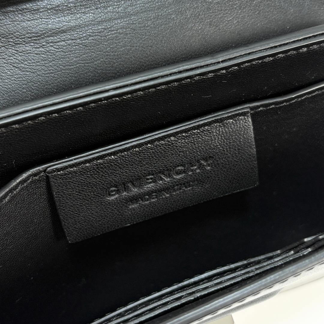 Givenchy Bow-Cut Chain Shoulder Bag Python Leathe… - image 15