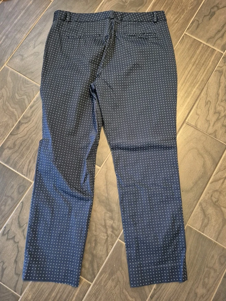 Pantalones Banana Republic Ryan Curvy Fit para mujer talla 14 azul marino a lunares longitud completa  Foto 3 de 4