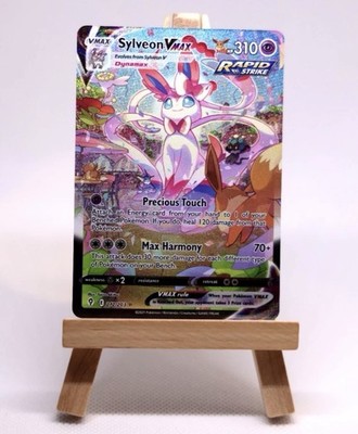 Sylveon VMAX - 212/203 - Secret Rare Evolving Skies Pokemon