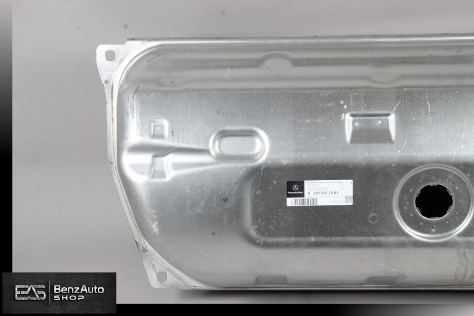 03-12 Mercedes R230 SL55 AMG Conjunto de depósito de combustible 2304703501 OEM Foto 2 de 4