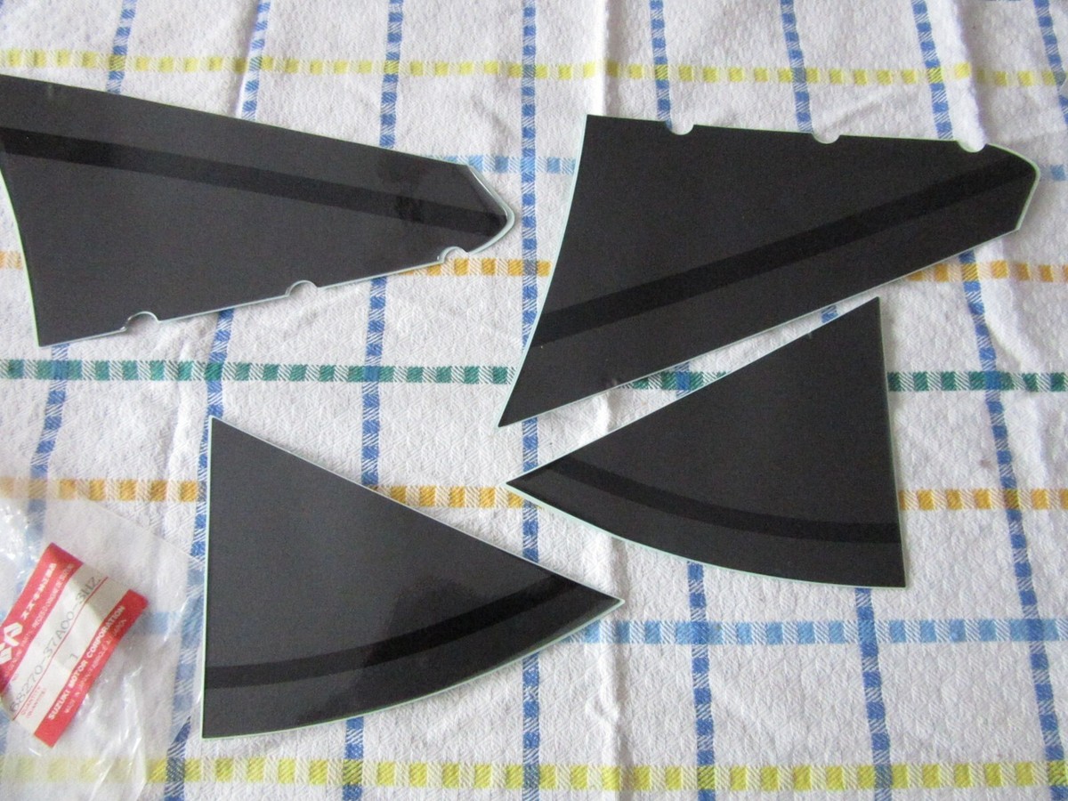Suzuki RG125 1988 Emblem Tape set 68270-37a00-3HZ NOS | eBay