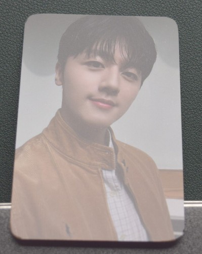 SF9 2024 Season's Greetings Member Photocards Official Limited - Picture 9 of 10