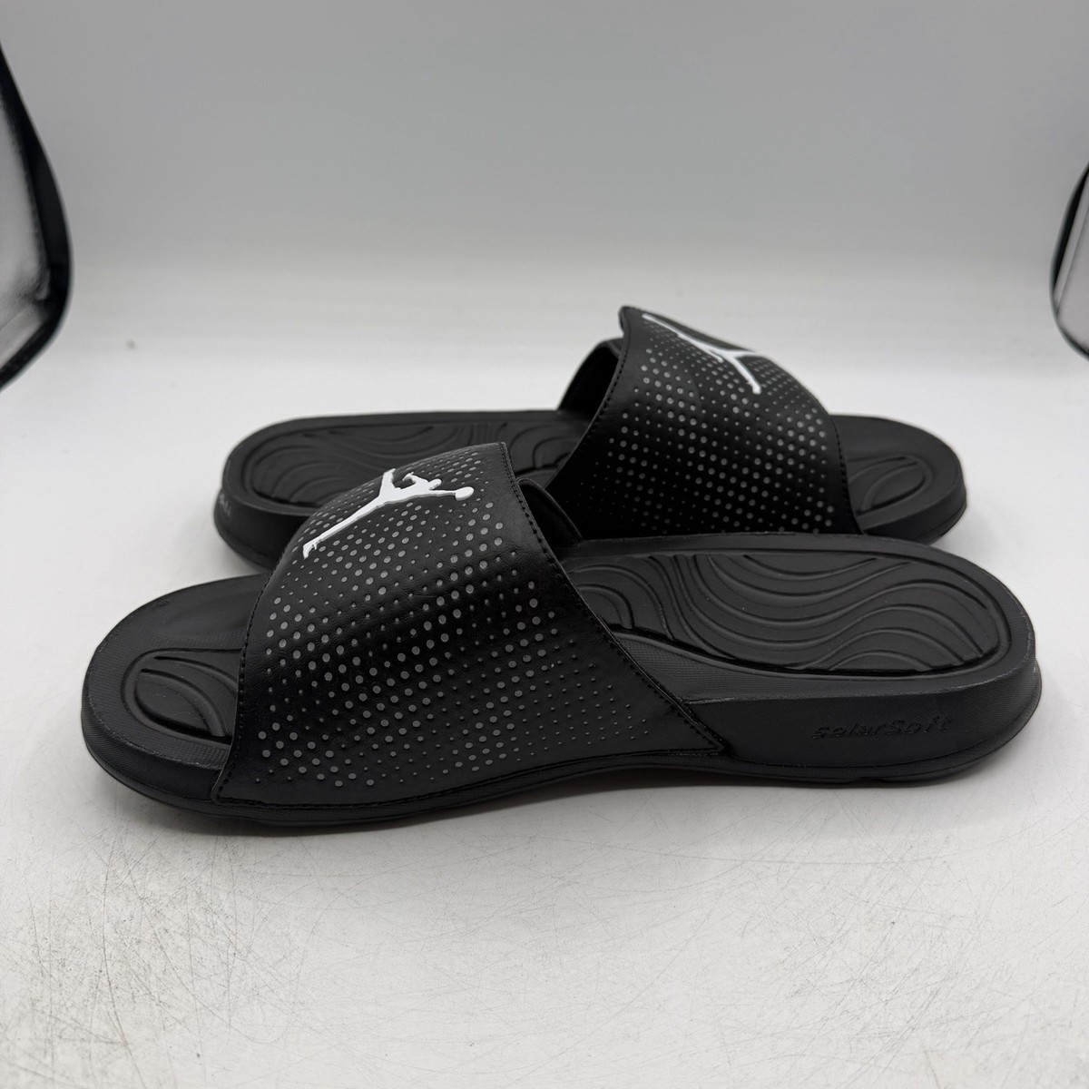 Nike Air Jordan Hydro 5 Slides Sandals Mens Sz 9 Black/White Slip On 820257-010 Nike Air Jordan Hydro 5 Slides Sandals Mens Sz 9 Black/White  main image 4
