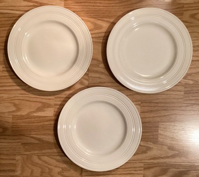 Set Of Three Wedgwood Jasper Conran Dinner Plates In Casual Cream Color