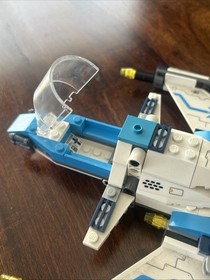 LEGO galaxy squad 70701 Swarm Interceptor 99% complete 2013 Retired outer space