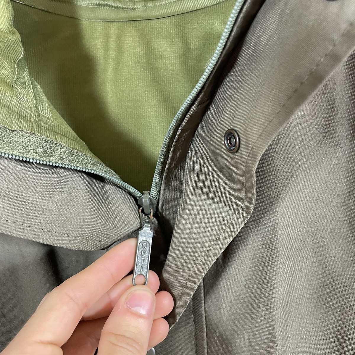 Vintage German Army Gore-tex Rain Parka Jacket 52/54 (26x35