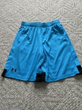 Boys Under Armour shorts Size L