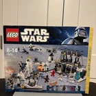 LEGO 7879 Hoth Echo Base SEALED  NIB Star Wars Figuren 75098 Damaged Box