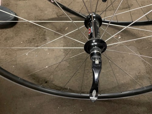 Ruedas de ciclismo de carretera Easton 700c cubierta 130/100 mm 9 mm QR 9 velocidades freno de llanta - Imagen 6 de 8