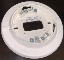 Siemens Cerberus Pyrotronics DB-11 Detector Base 575-294194 Fire Alarm