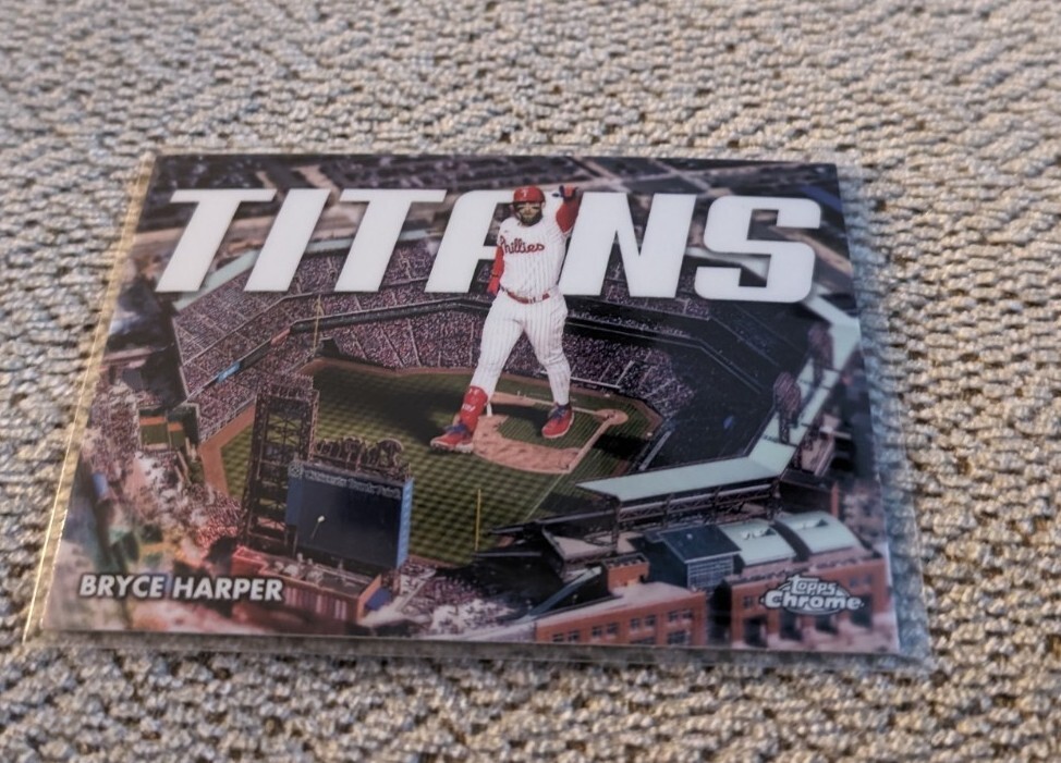 2023 BRYCE HARPER TOPPS CHROME TITANS INSERT #CT-2 (PHILLIES)