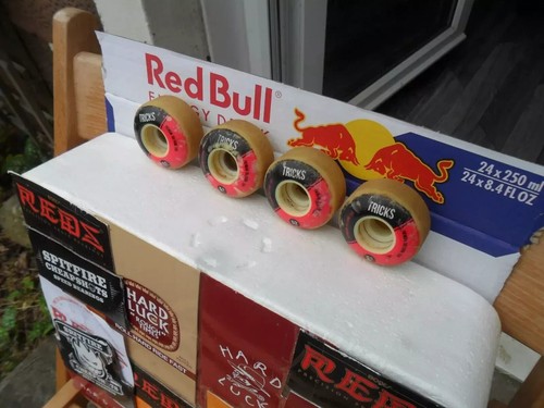 TRICKS 52 MM SKATEBOARD ROLLEN & LAGER UK EBAYER SEIT ÜBER 21 JAHREN