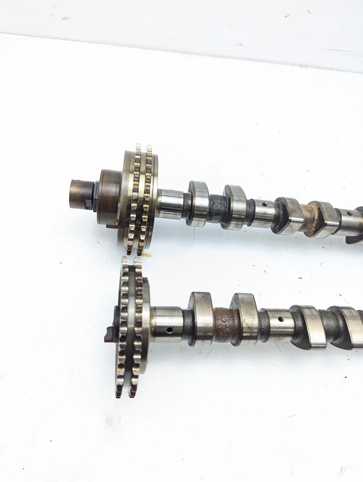Пара распределительных валов для Mercedes R129 300SL 300CE 1990-1993 годов выпуска от оригинального производителя - Изображение 3 из 4