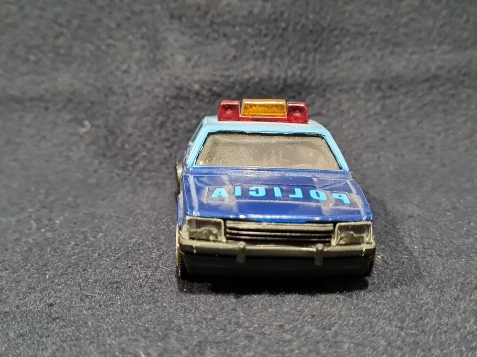GALGO FORD TAUNUS GHIA POLICIA  SCALA 1:43  - Immagine 2 di 4