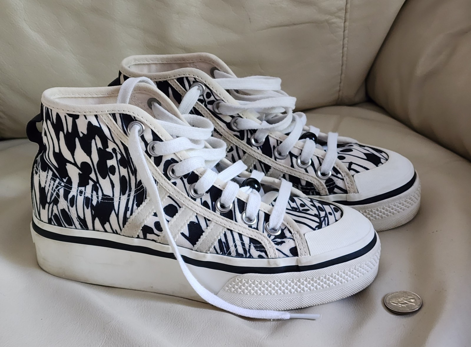 Adidas Nizza Platform Sneakers Size 6 Women Black White Preowned Athletic Shoes