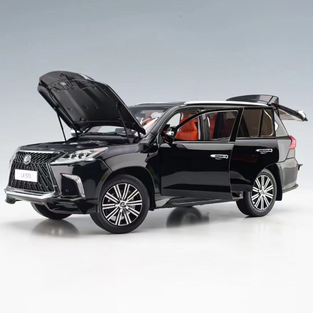 LCD 1:18 Scale Lexus LX570 SUV 2020 Diecast Car Model