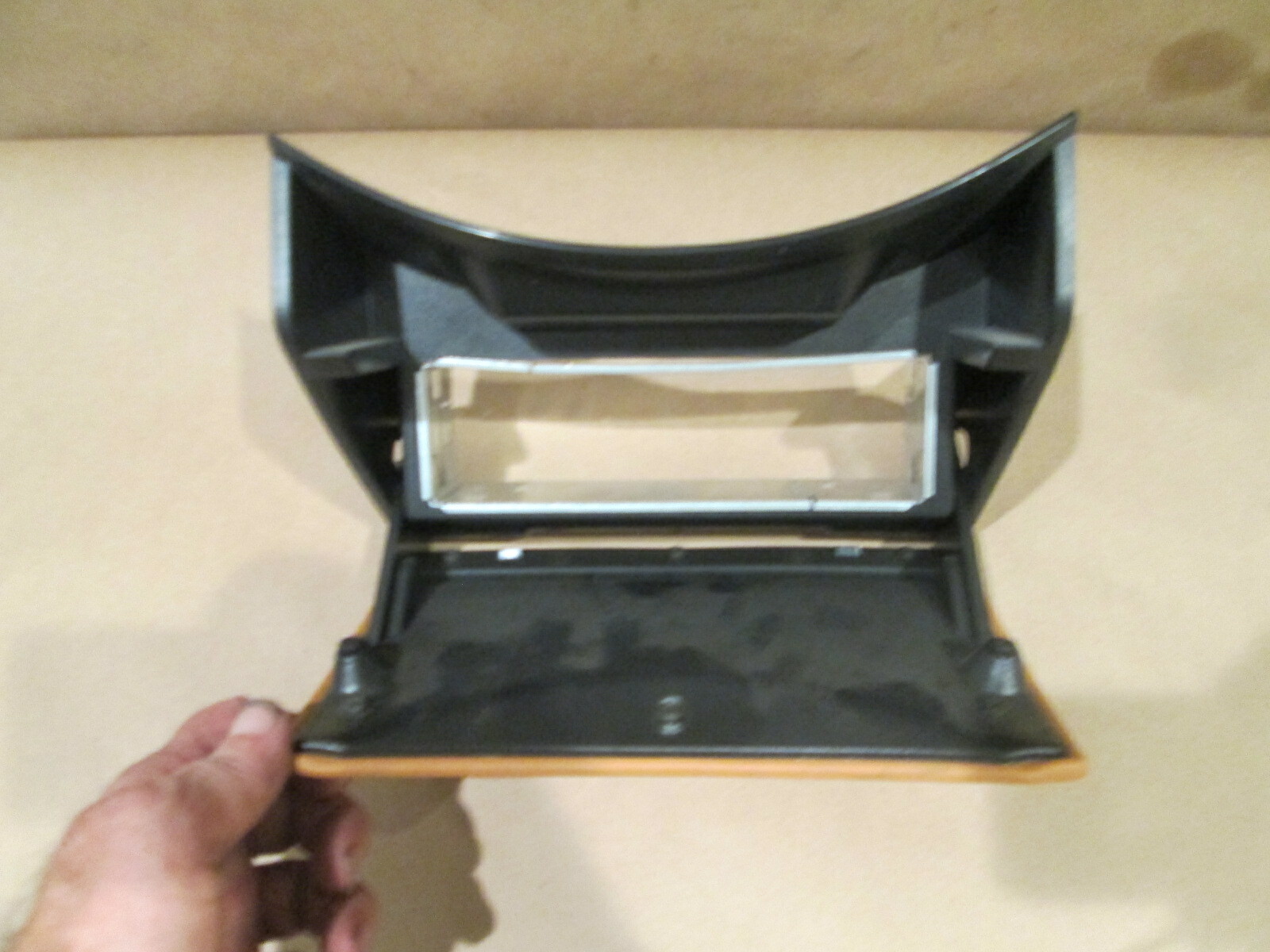 Maserati Quattroporte - CD Compartment Tray - P/N 67489700