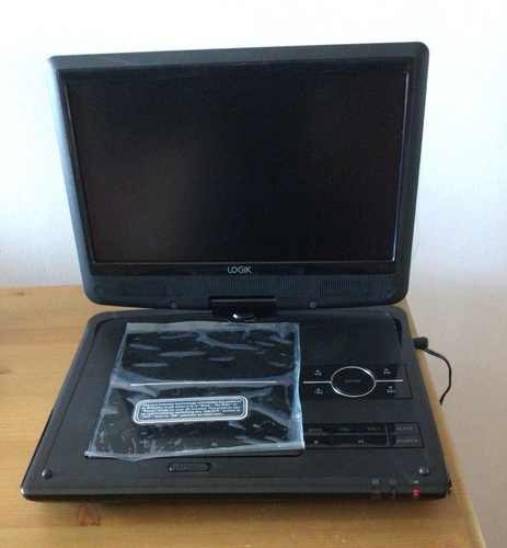LOGIK 10” Black Portable DVD Player With Power Cable /Remote WORKING - Picture 5 of 20