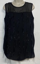 Blusa Vince Camuto Pequeña Sin Mangas Negra Detalle Pluma Malla Cuello Redondo Camiseta sin Mangas