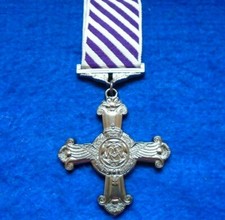 DISTINGUISHED FLYING CROSS FULL SIZE MEDAL & RIBBON, REPRODUCTION/COPY