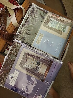 Jubilee Ocelot Top Scarfs Made In USA Non-smoking Home NIB