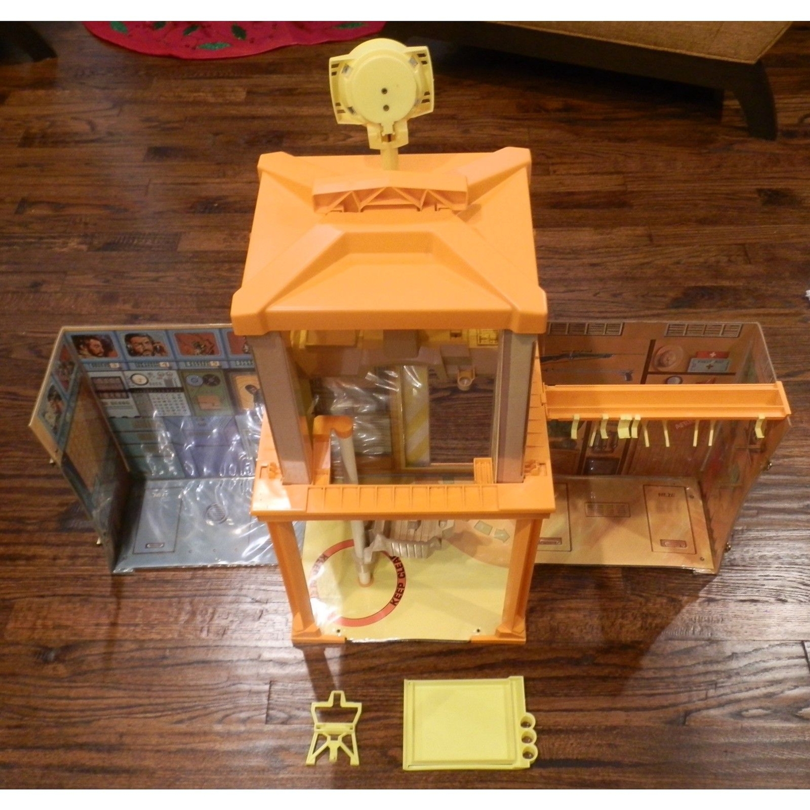 Vintage Hasbro 70s GI Joe Team Adventure Headquarters Playset READ