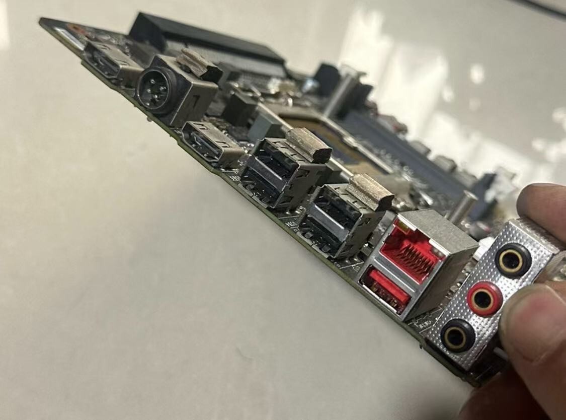 MSI Gaming Trident Intel H110 Ms-b9061 Ms-b906 DDR4 Motherboard