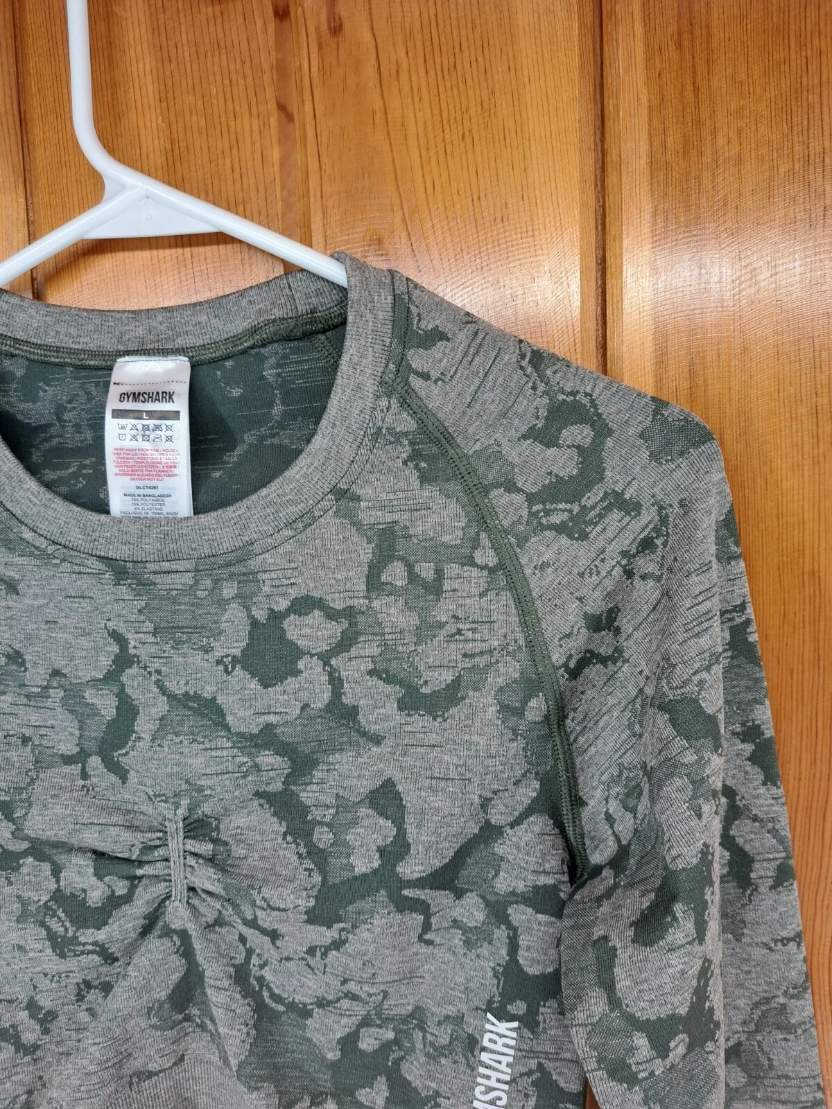 gymshark adapt camo seamless long sleeve crop top shirt