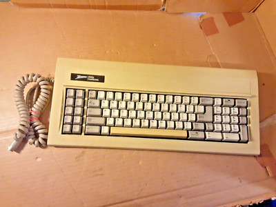 Vintage Zenith Data Systems Mechanical Keyboard Green Switches XT Model: 100-188