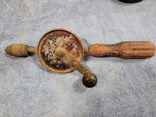 Vintage Millers Falls No. 2500A Hand Drill (Egg Beater Style) 