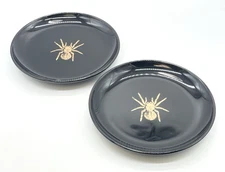 Anthropologie 2 Catherine Martin Midnight Creatures Tarantula Stoneware Plates