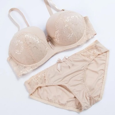 Dessous Set Spitze - Push-Up Effekt Mützen C-F Damen