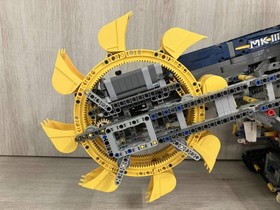LEGO Technic Bucket Wheel Excavator 42055 In 2016 Used Retired As Is