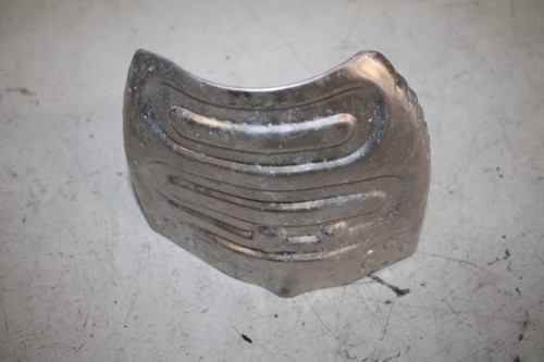 Exhaust heat shield