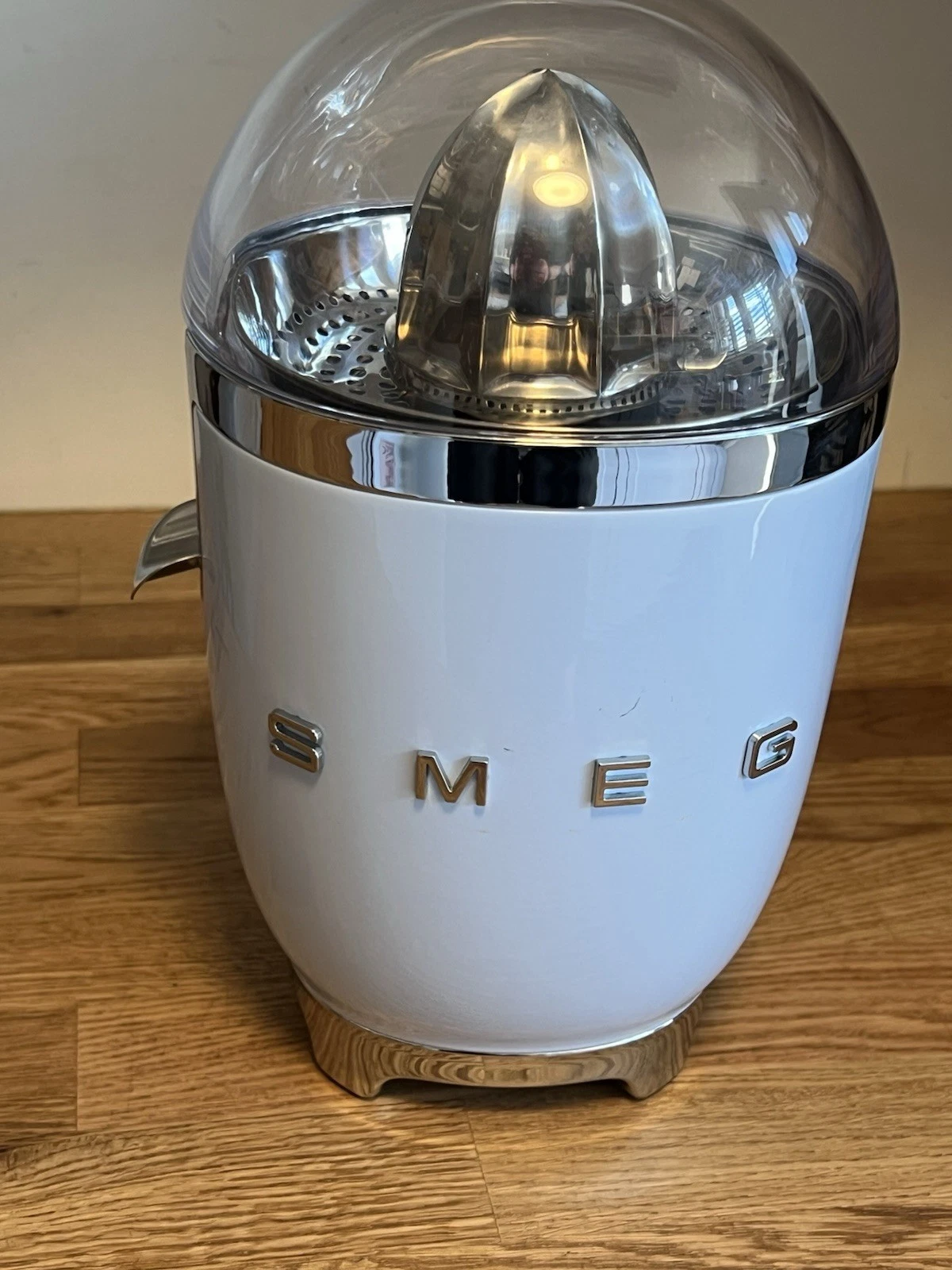 SMEG 1950’s STYLE CITRUS JUICER DUCK EGG PASTEL BLUE FULLY WORKING VGC
Opens in a new window or tab