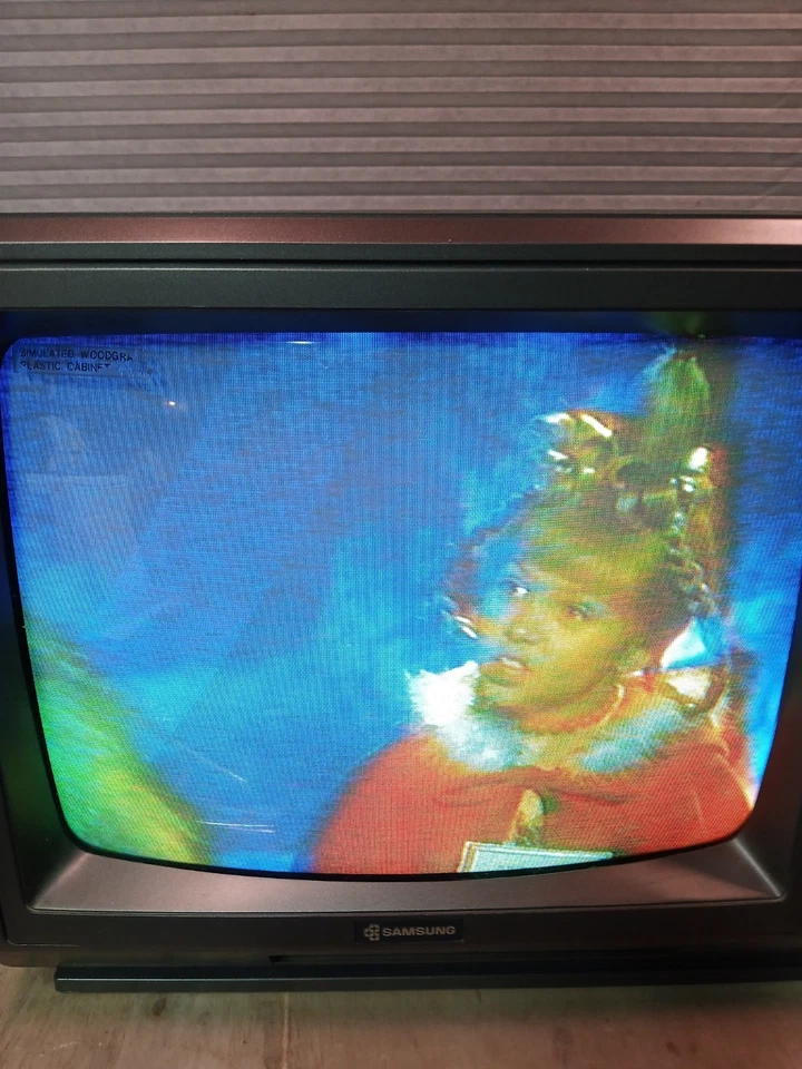 Vintage Samsung CT-334KA Color TV Television 13" TESTED WORKS READ - Image 3 of 4