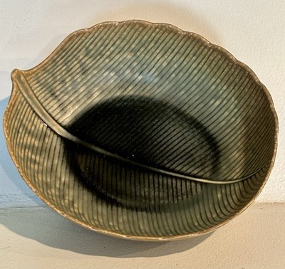 Vintage Studio Pottery Leaf Bowl Green Brown Ribbed Organic Dish 6  Long