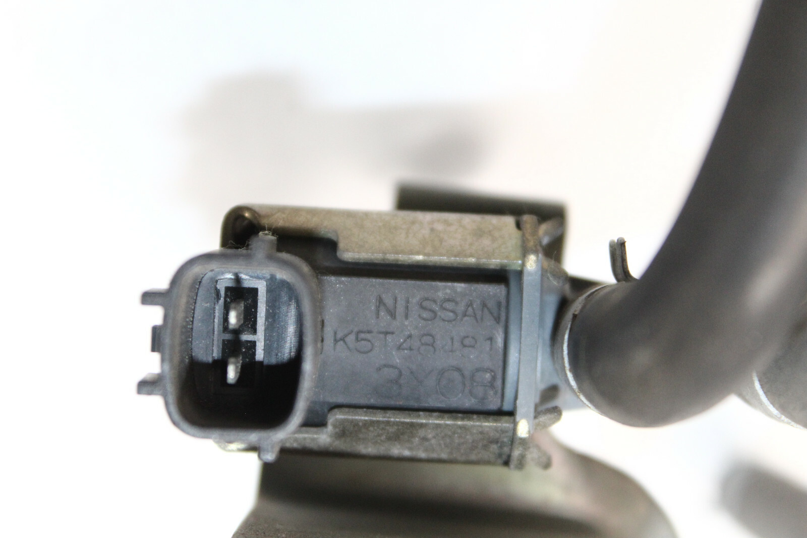 20032004 INFINITI G35 PURGE CONTROL VACUUM SOLENOID VALVE SWITCH P4342