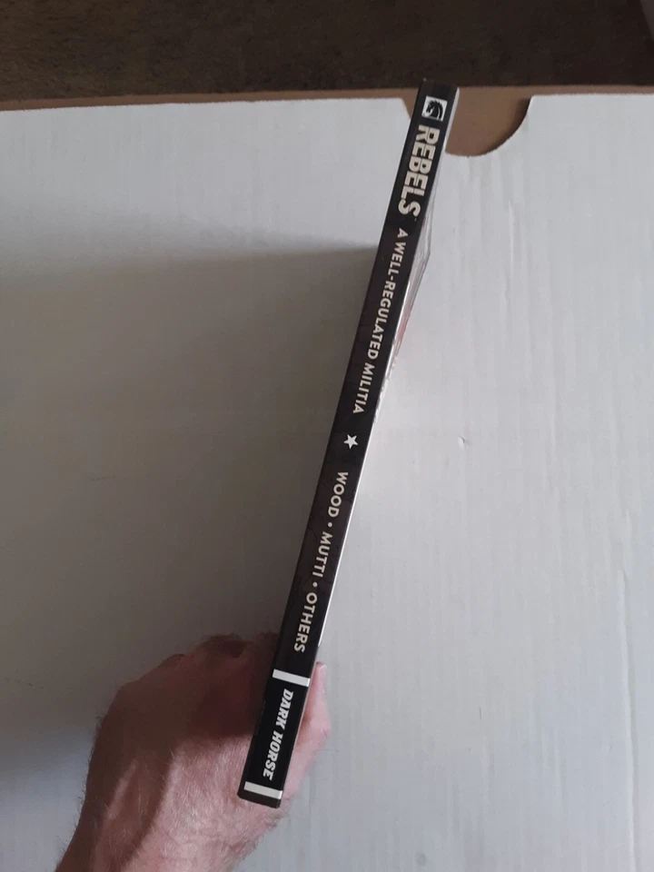 REBELS Vol 1 TPB DARK HORSE COMICS Brian Wood Andrea Mutti - Imagem 3 de 3