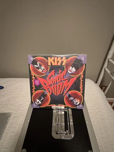 2010 Kiss Sonic Boom Sealed Vinyl
