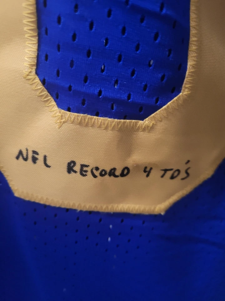 Camiseta deportiva autografiada/firmada de los St. Louis Rams Marc Bulger 10 retro. CERT. Foto 4 de 4