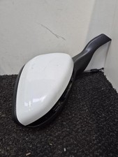Retroviseur droit (ou coque) Peugeot 208