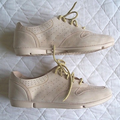 clarks trigenic pink