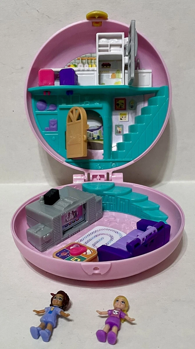 Polly Pocket World Donut Pajama Party Compact with Donut Shape Polly Shina